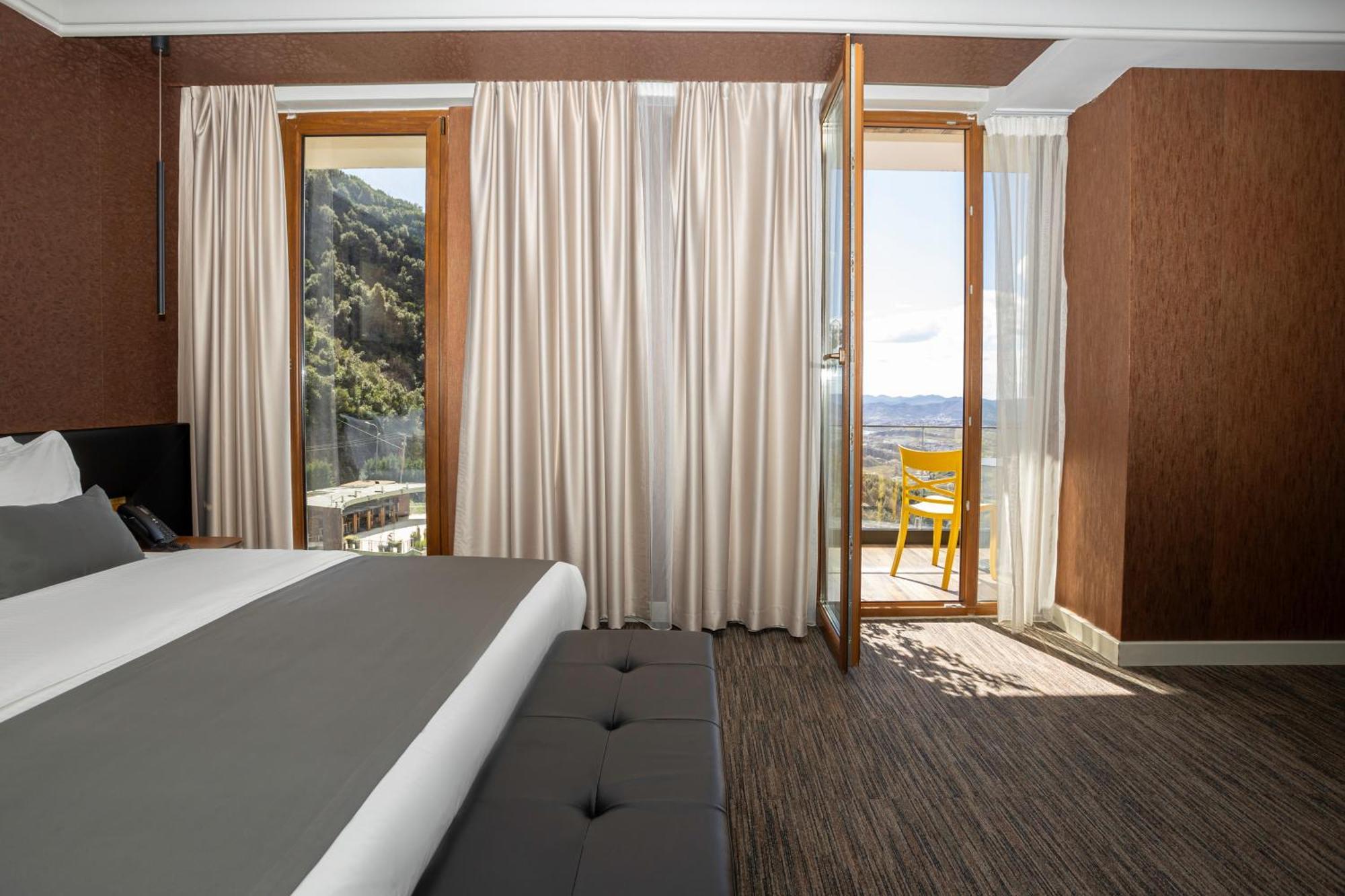 Select Hill Resort Linze Exteriér fotografie