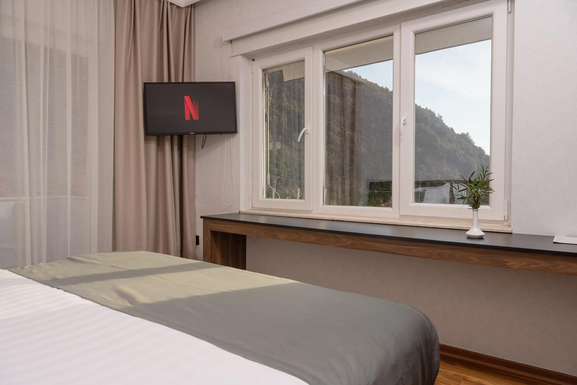 Select Hill Resort Linze Exteriér fotografie