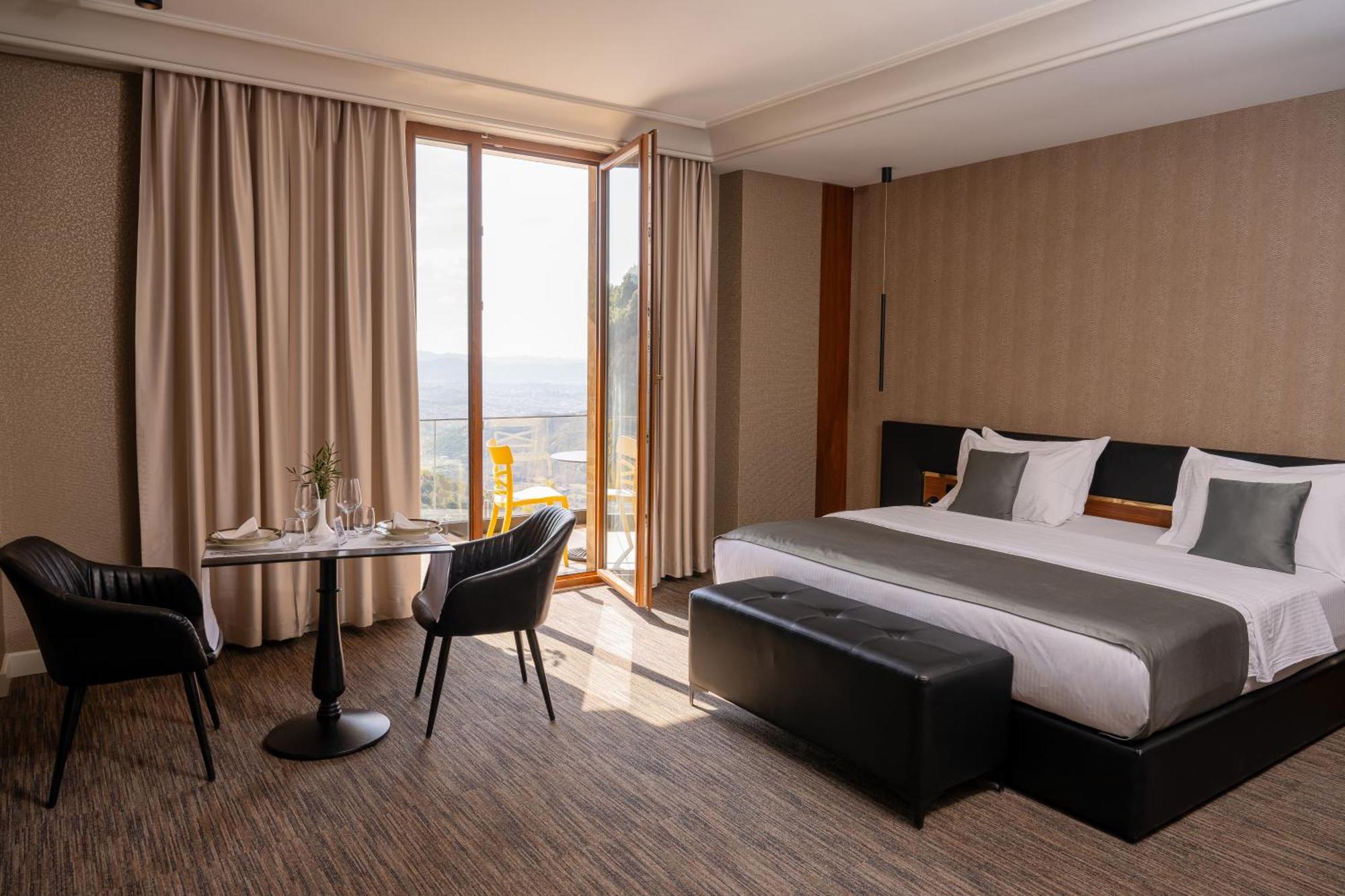 Select Hill Resort Linze Exteriér fotografie